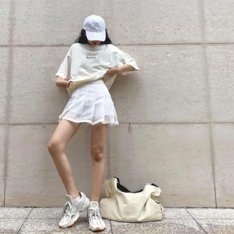 5 Cách Phối Đồ Với Áo Phông Trắng